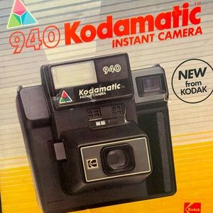 Kadamatic instant camera